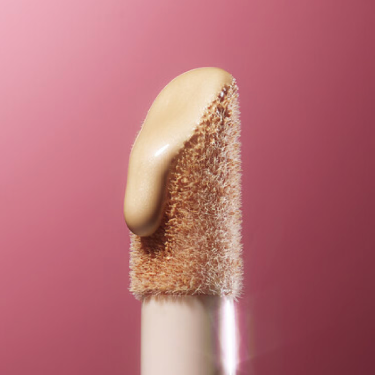 ELF Halo Glow Liquid Filter Multifacético Iluminador 1 FAIR NEUTRAL PEACH