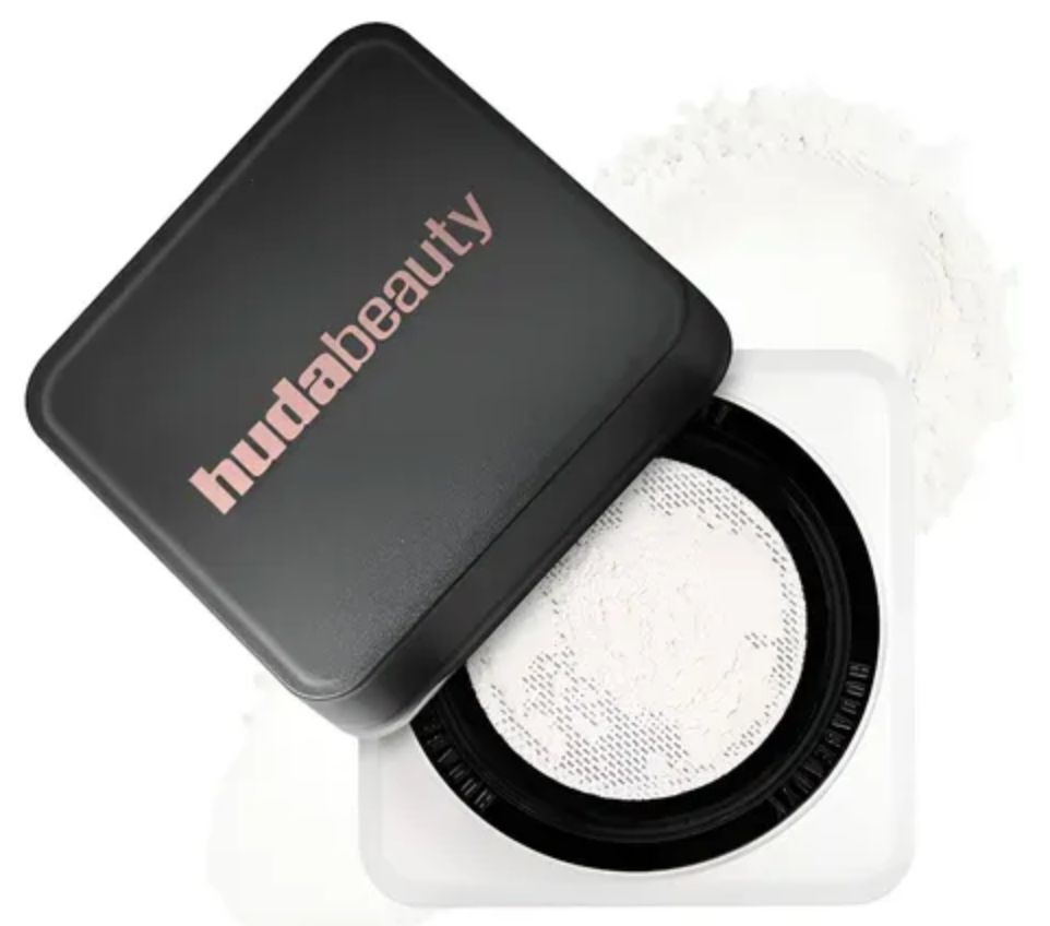 HUDA BEAUTY Easy Bake Blurring Loose Baking & Setting Powder